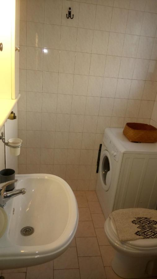 Phoeve Apt-Lovely 1-Br Rental Near The Beach カラタス エクステリア 写真
