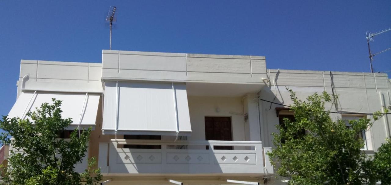 Phoeve Apt-Lovely 1-Br Rental Near The Beach カラタス エクステリア 写真