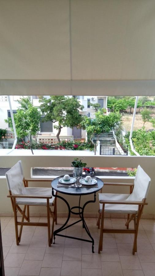 Phoeve Apt-Lovely 1-Br Rental Near The Beach カラタス エクステリア 写真