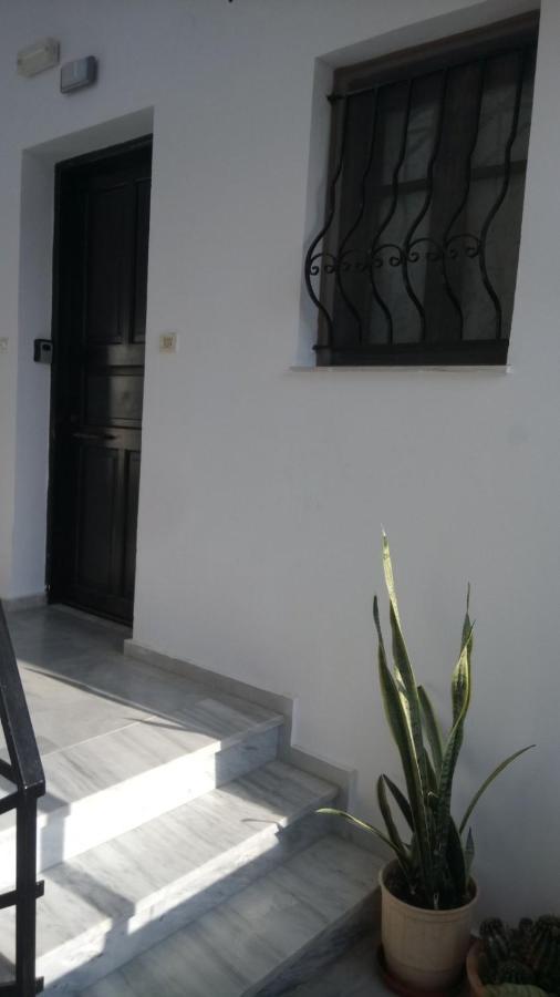 Phoeve Apt-Lovely 1-Br Rental Near The Beach カラタス エクステリア 写真
